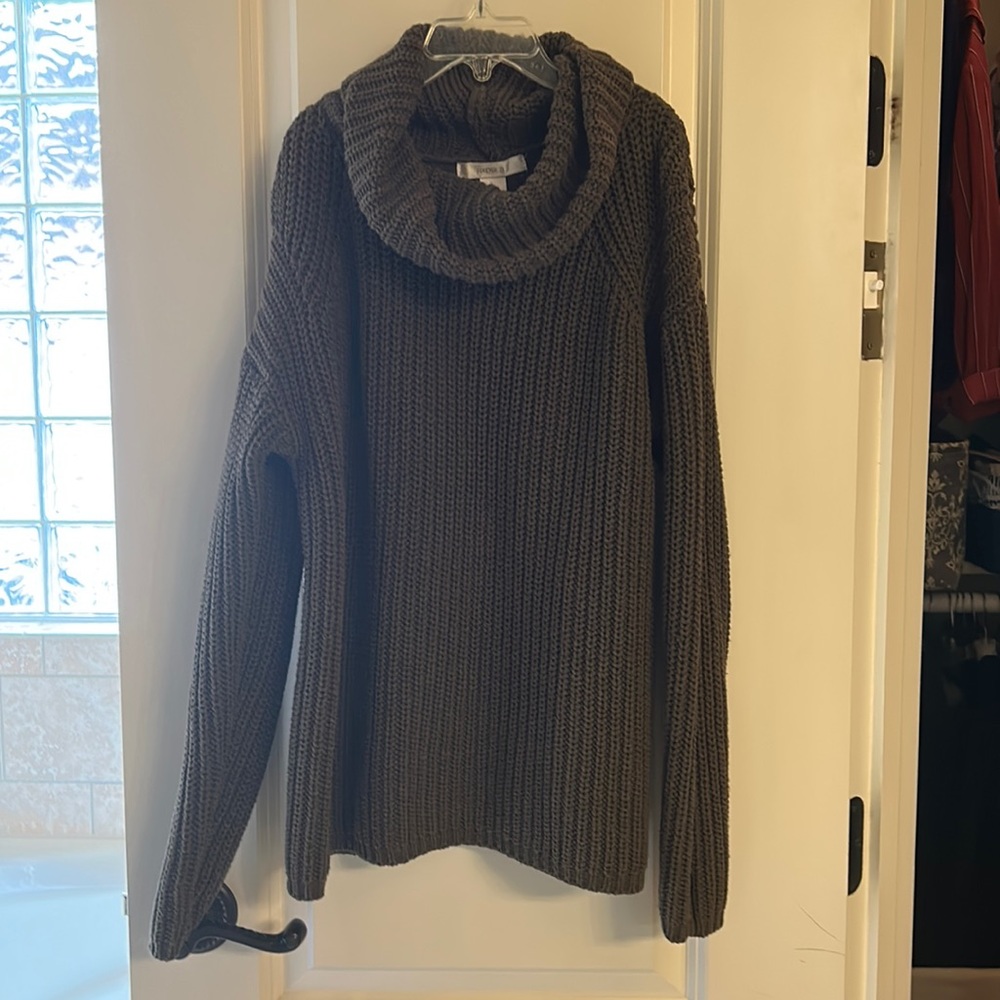Forever 21 Olive Green Chunky Cable Knit Turtleneck Sweater